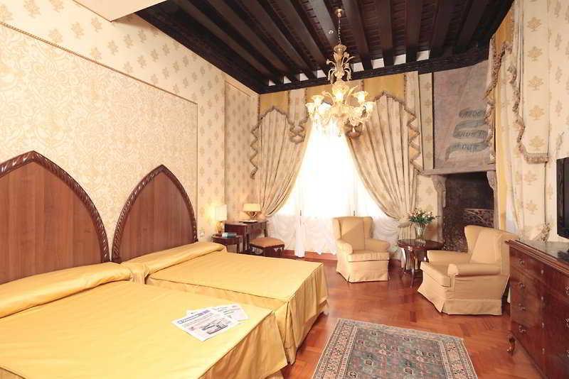 Hotel Palazzo Stern Veneza Quarto foto